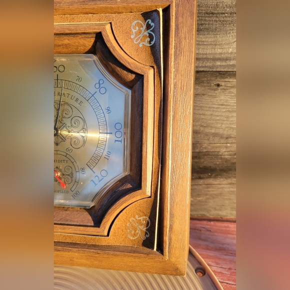 Vintage Springfield Barometer - Picture 3 of 5